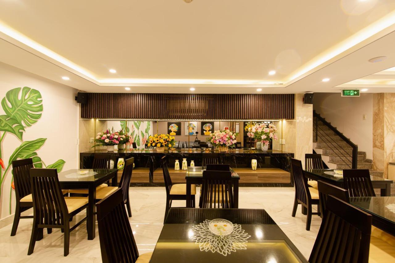 Emily Hotel & Apartment Da Nang Exterior photo