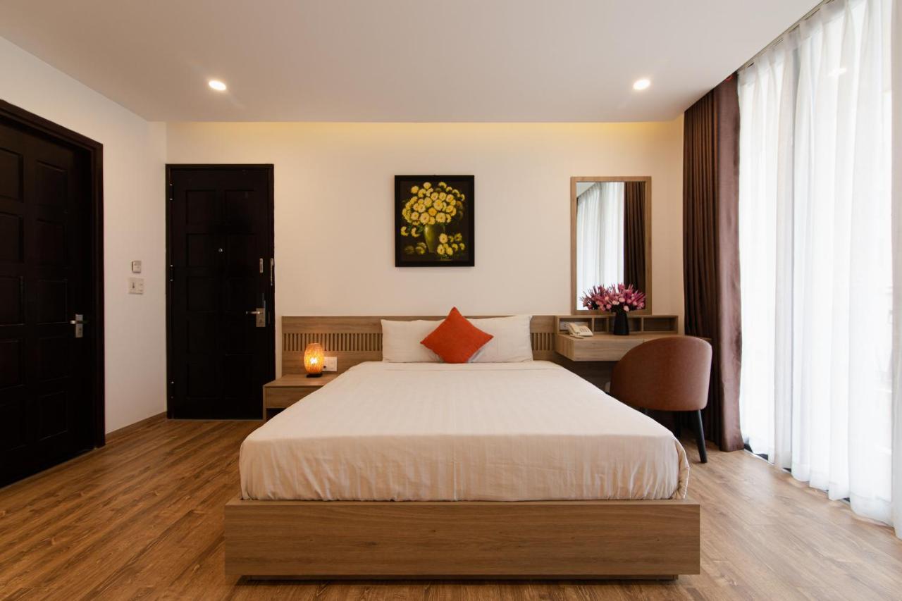 Emily Hotel & Apartment Da Nang Exterior photo