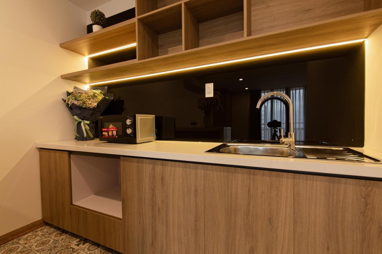 Emily Hotel & Apartment Da Nang Exterior photo