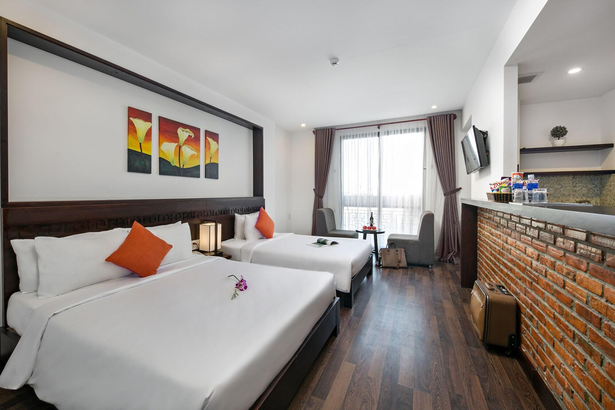 Emily Hotel & Apartment Da Nang Exterior photo