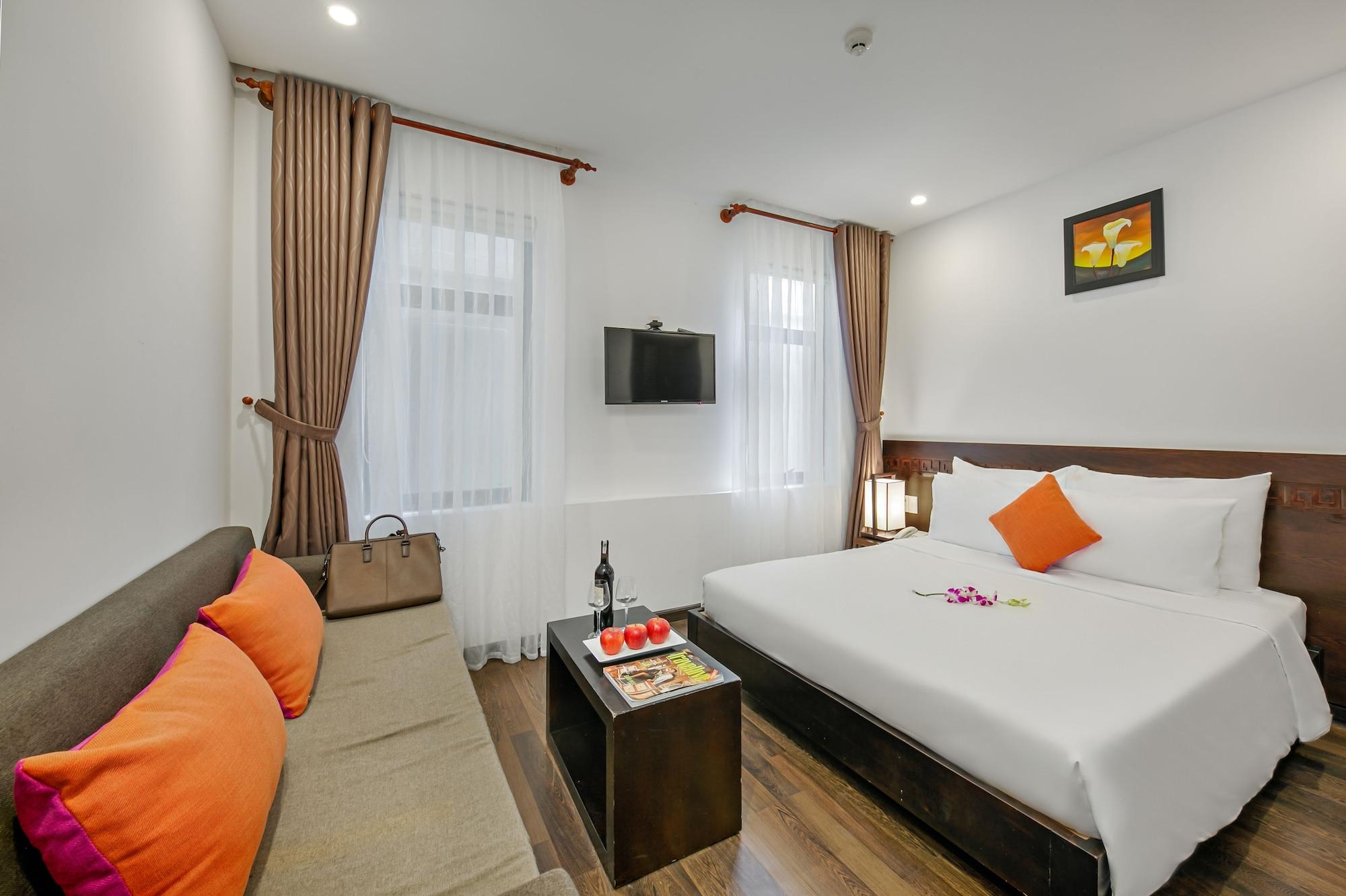 Emily Hotel & Apartment Da Nang Exterior photo