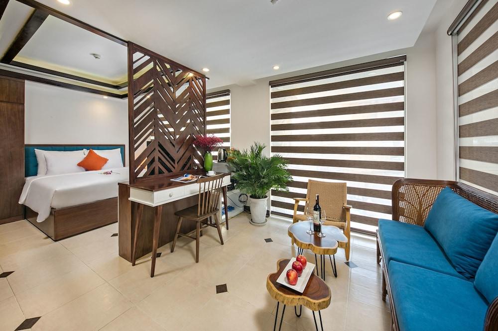 Emily Hotel & Apartment Da Nang Exterior photo