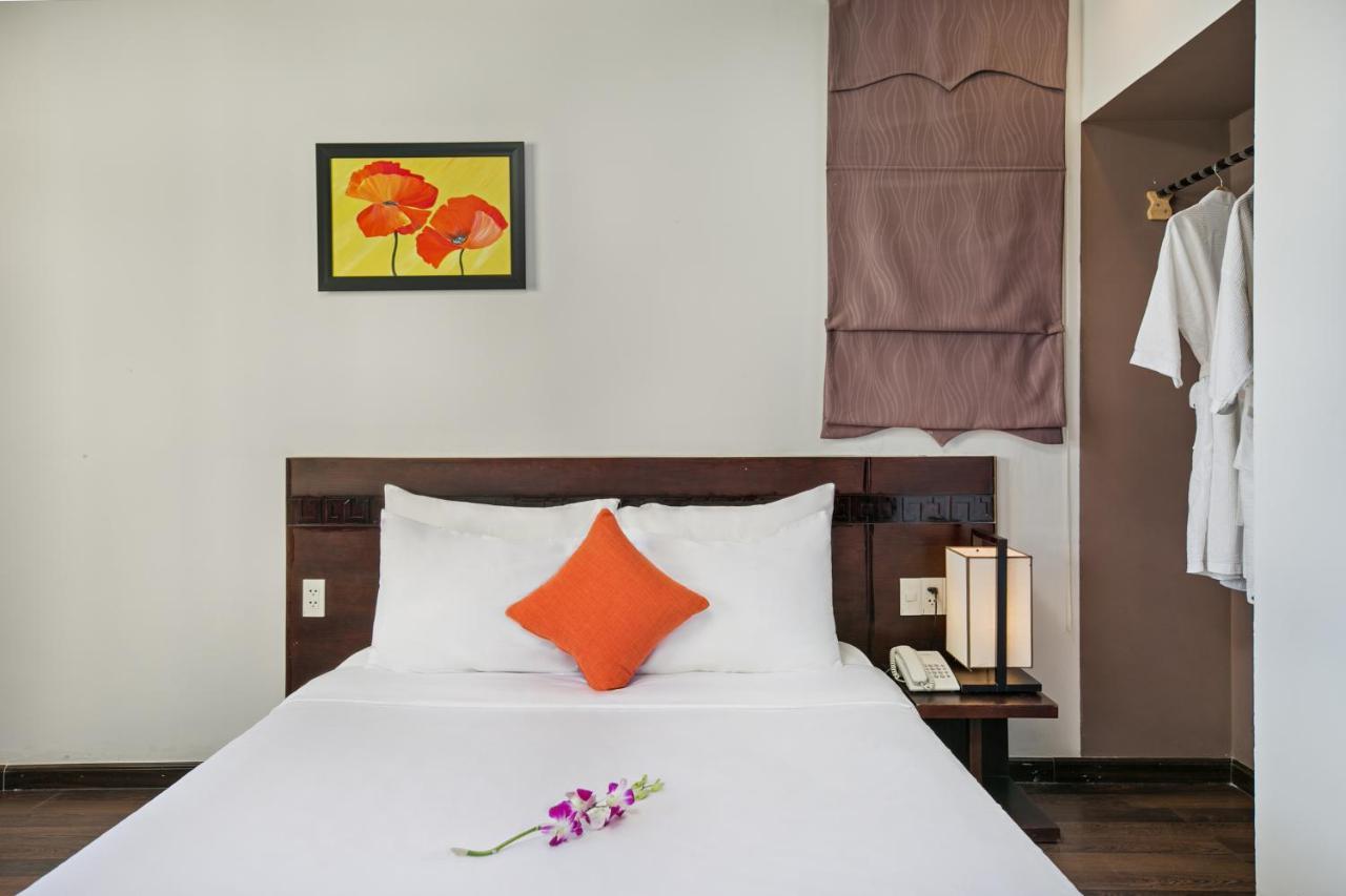 Emily Hotel & Apartment Da Nang Exterior photo